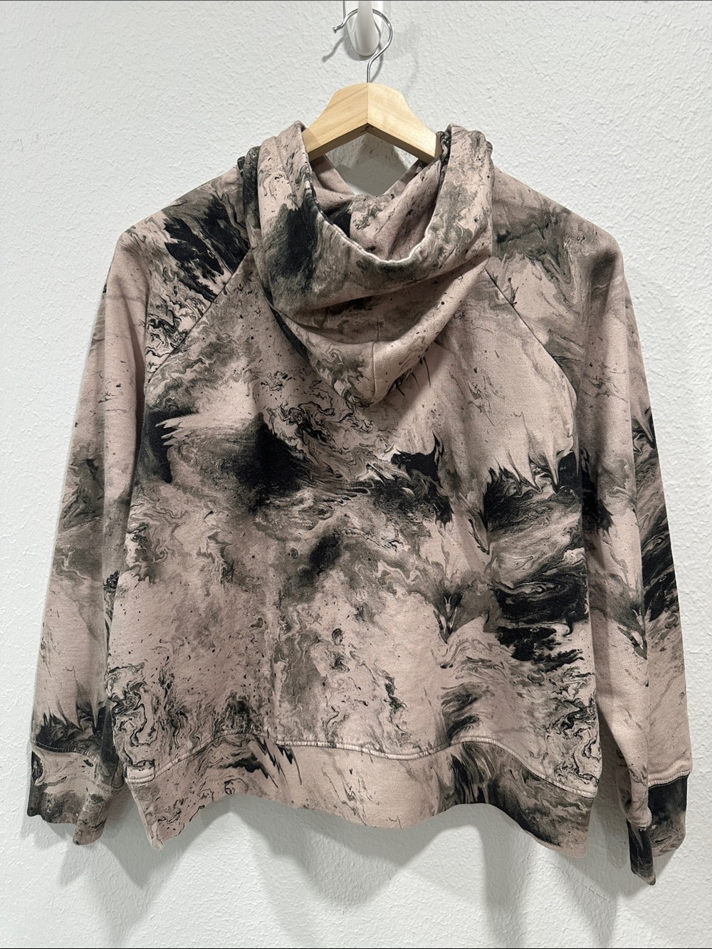 All Saints Out of This World Women's Marble-Print Crewneck Hoodie Taupe & Black - Picture 4 of 4